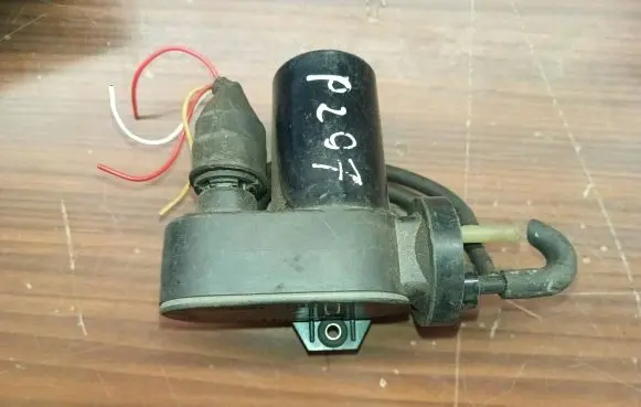 Volvo S40, V40 Vacuum pump 003572