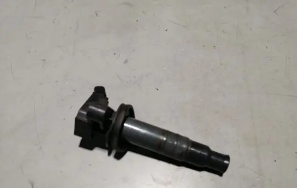 Toyota Corolla E120 E130 High voltage ignition coil 9008019019