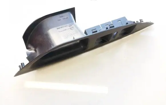 Seat Altea Front door window switch trim 156022462
