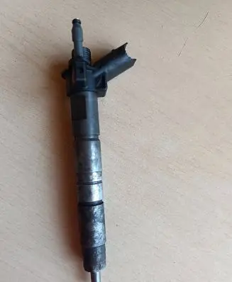 BMW X5 E70 Fuel injector 0986435411