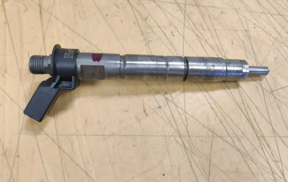 BMW X6 E71 Fuel injector 780542803