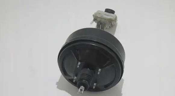 Mercedes-Benz Vito Viano W639 Brake booster