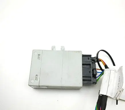 BMW 5 G30 G31 G38 Alarm control unit/module 8097898