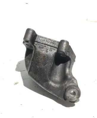 Mercedes-Benz ML W164 Engine mounting bracket A6422230304