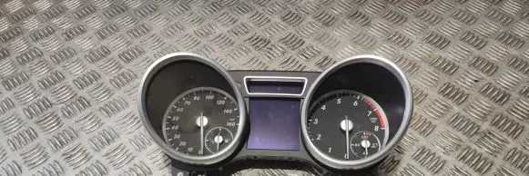 Mercedes-Benz GL X166 Speedometer (instrument cluster) A1669007813