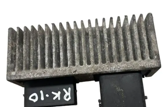 Renault Kangoo II Glow plug pre-heat relay 271206395 RCS812