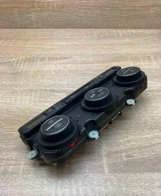 Volkswagen PASSAT B6 Climate control unit 746775 74677591