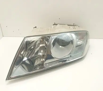 Skoda Octavia Mk2 (1Z) Headlight/headlamp VP4SHX13K046BA