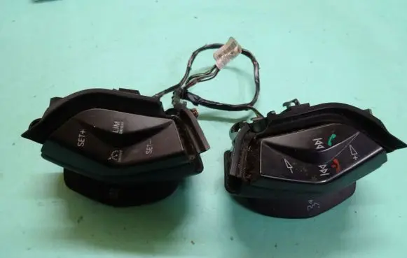 Ford Focus Tailgate/trunk/boot open switch 9E740