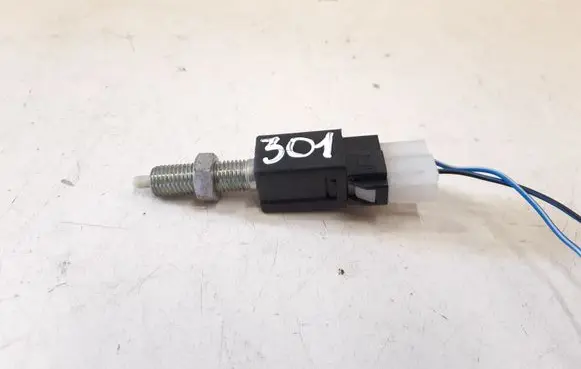 Clutch pedal sensor