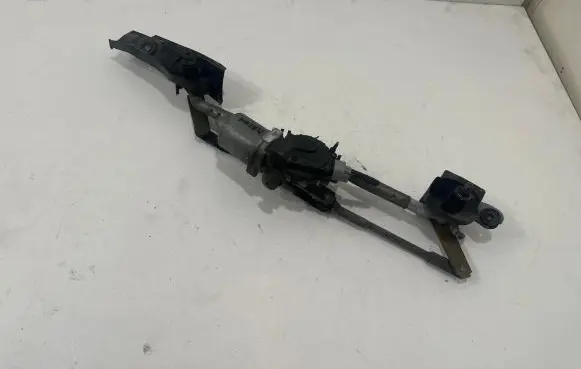 Mazda 6 Front wiper linkage and motor 1593001431