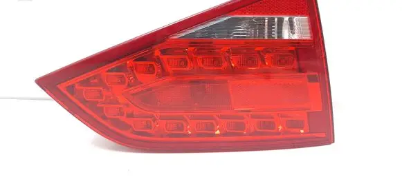 Audi A4 S4 B8 8K Tailgate rear/tail lights 8K5945093K