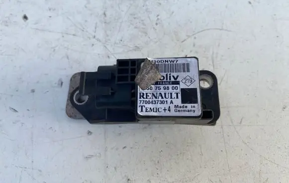 Renault Scenic I Airbag deployment crash/impact sensor 7700437301A