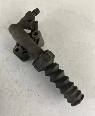 Peugeot 307 Clutch slave cylinder 