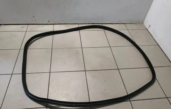 Mercedes-Benz S W222 Rubber seal rear door A2226970351