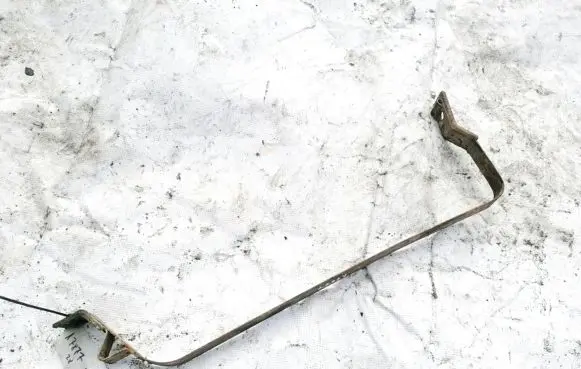 Volvo S40, V40 Fuel tank mounting bracket 