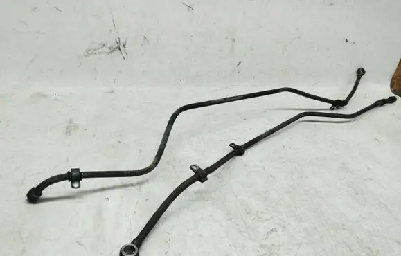 Mercedes-Benz E W124 Other engine bay part 1041800420 1041800620 A1041800420