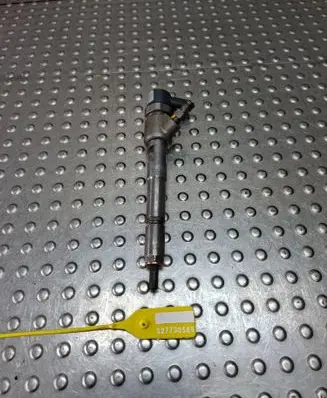Alfa Romeo Mito Fuel injector S27730589 0445110614