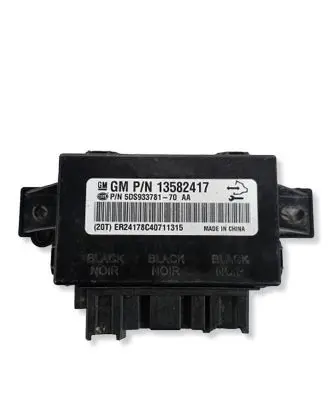 Opel Insignia A Seat control module 13582417 BR24178C40711315 5DS9337810A