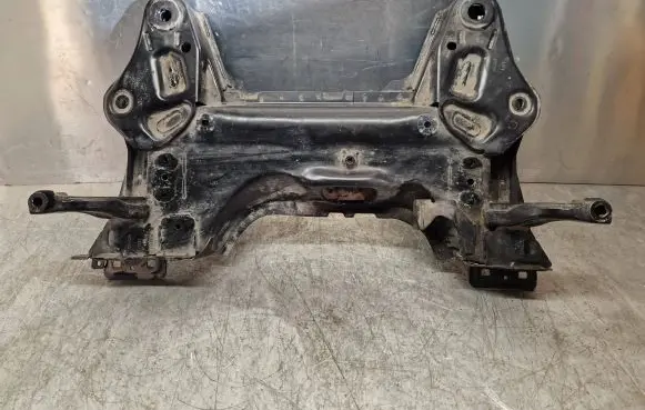 Peugeot 208 Front subframe 7CAA77 0296303 22921