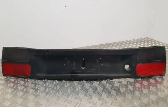 Renault Laguna I Tailgate trim 7700820049