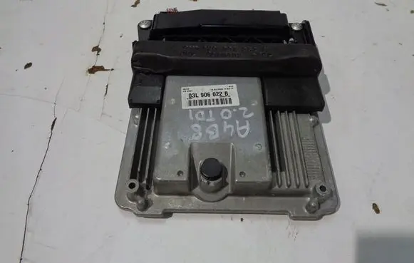 Audi A4 S4 B8 8K Engine control unit/module ECU 03L906022B
