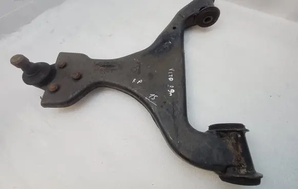 Mercedes-Benz Vito Viano W639 Front lower control arm/wishbone