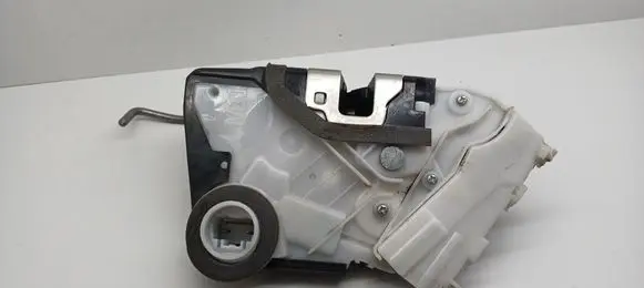 Front door lock