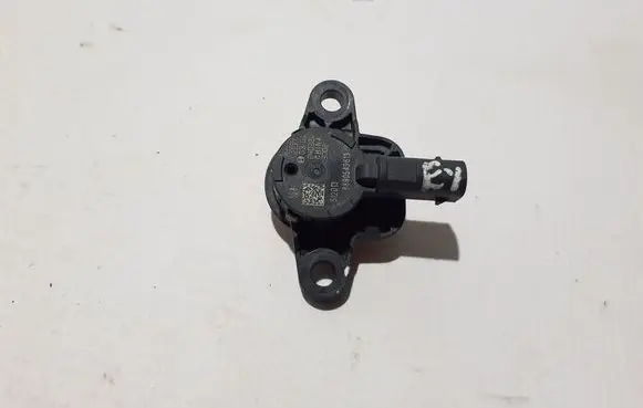 Volvo EX30 Airbag deployment crash/impact sensor 8890549613