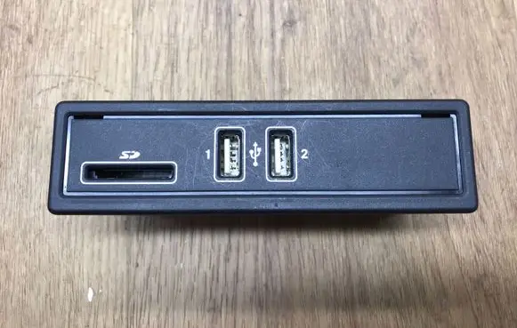 USB socket connector