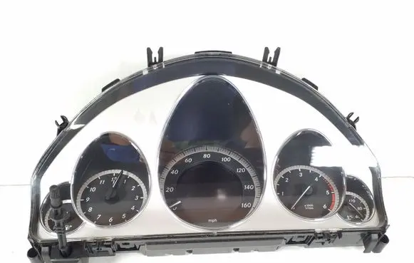 Mercedes-Benz E C207 W207 Speedometer (instrument cluster) A2129005104