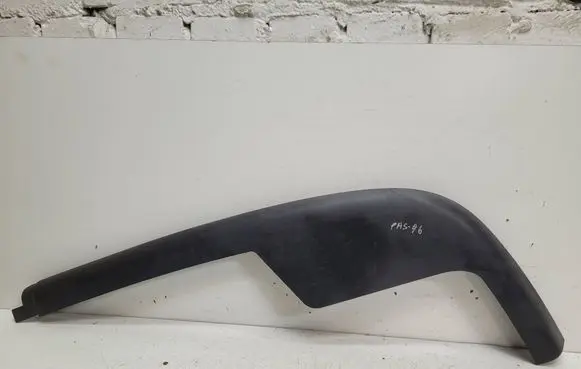 Front bumper lip