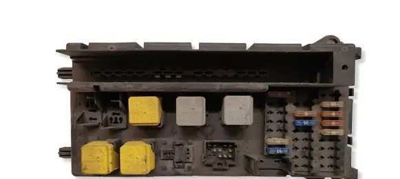 Mercedes-Benz Sprinter W906 Fuse module A9065450401