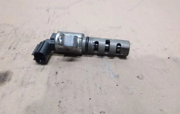 Toyota Yaris Camshaft vanos timing valve 3470205220