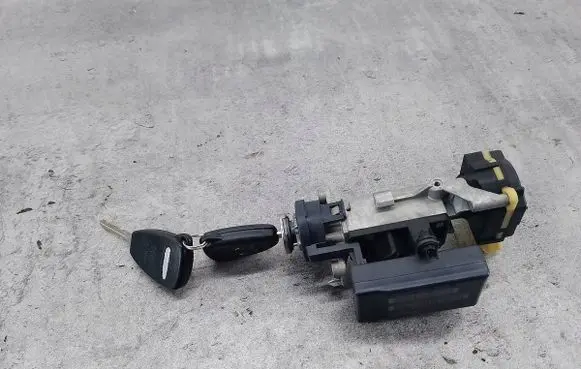 Chrysler Sebring (JS) Ignition lock