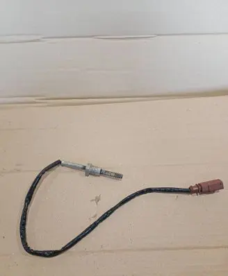 Audi A4 S4 B8 8K Exhaust gas temperature sensor 4G0906088R