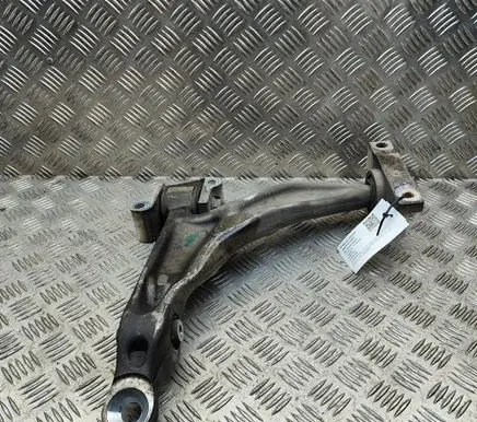 Volvo V60 Front lower control arm/wishbone 32370930