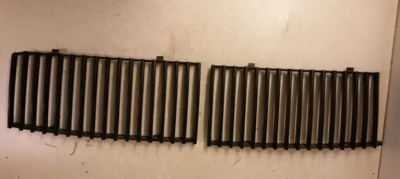 Jaguar XJ X300 Front bumper upper radiator grill