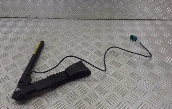 Opel Corsa C Front seatbelt buckle 09114886