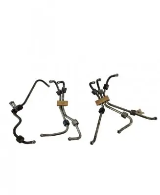 Volvo XC90 Fuel injector supply line/pipe 