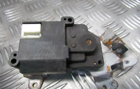 Toyota Camry Air flap motor/actuator 0637006331 063700-6331