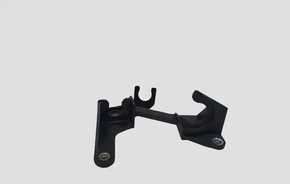 Volvo V40 Gear shift cable bracket 31325391