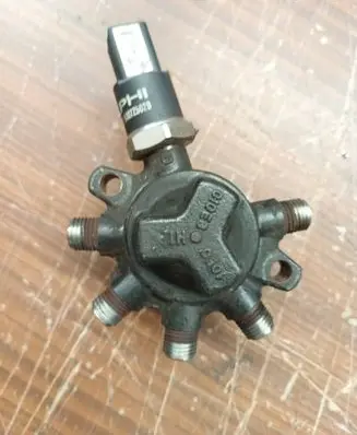 Fuel main line pipe