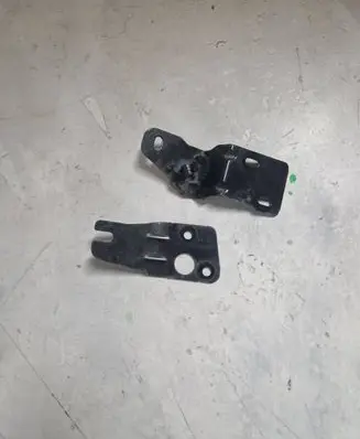 Peugeot 508 Radiator mount bracket 9671945280
