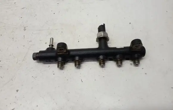 Fuel main line pipe