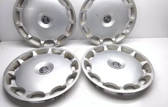 Volvo S80 R17 wheel hub/cap/trim 08666832 30645367