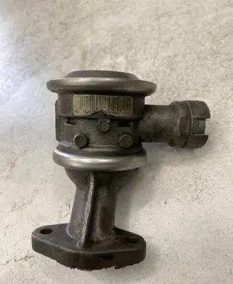 BMW 3 E46 EGR valve 7505993