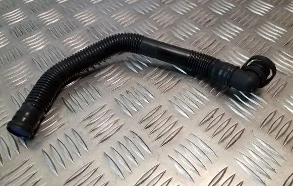 Skoda Yeti (5L) Breather hose/pipe 1K0129637D