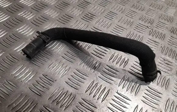 Audi A3 S3 8V Engine coolant pipe/hose 5Q0121058R