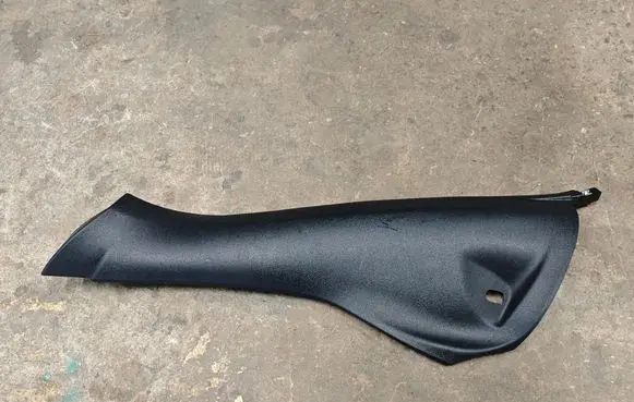 BMW X5 F15 Rear seat side bottom trim 7284609